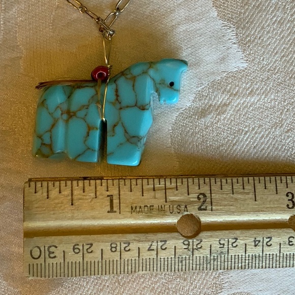 Hand-carved Turquoise Zuni Horse Fetish on Silver Chain Necklace - Picture 6 of 7